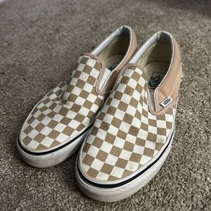 Tan Checkered Vans